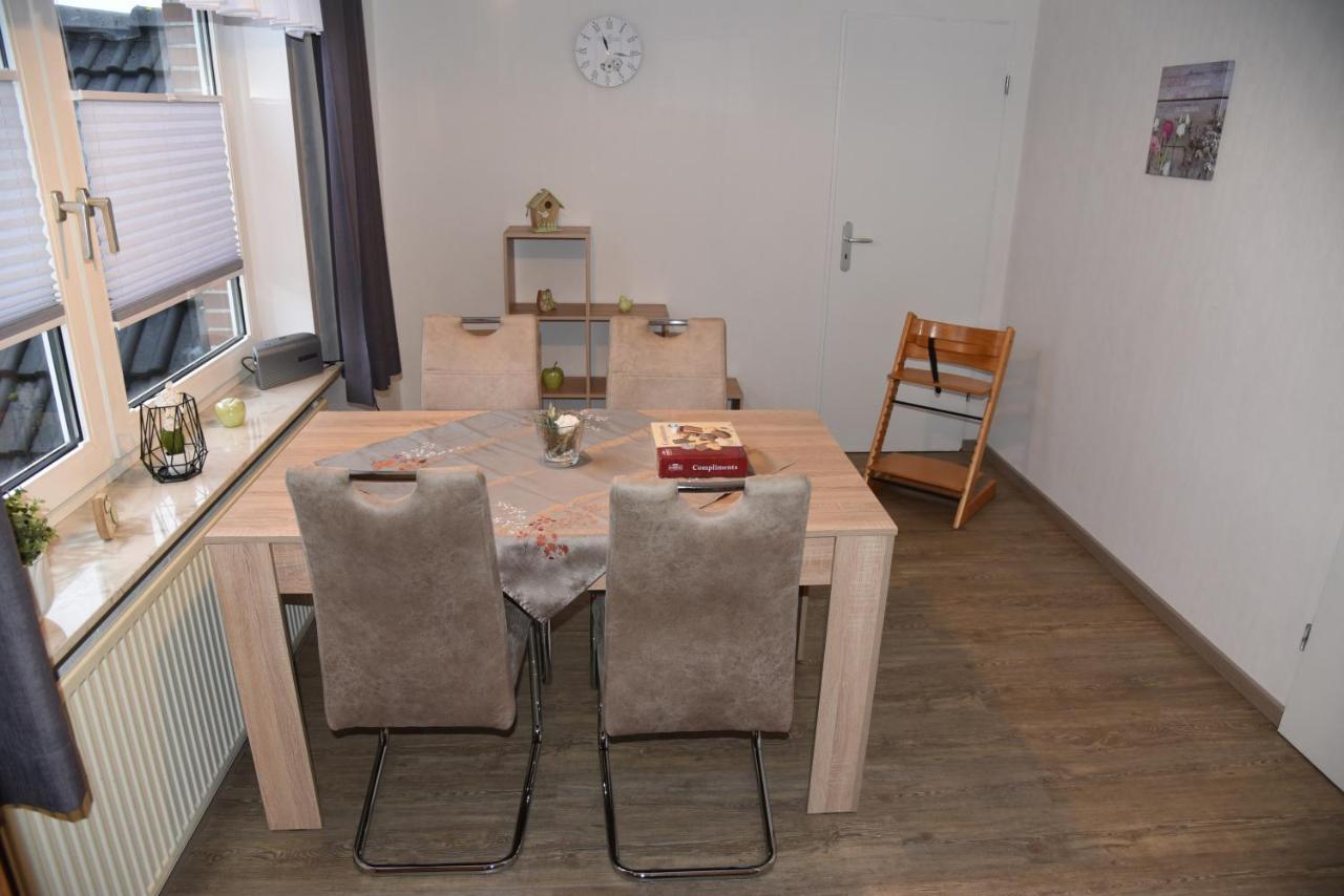 Gaestehaus Steffen Upgant-Schott Ngoại thất bức ảnh